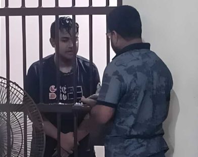 বুয়েটে হিন্দু শিক্ষার্থীর বিরুদ্ধে সহপাঠীকে ধর্ষণ ও Reddit-এ মুসলিম নারীদের নিয়ে অশালীন মন্তব্যের অভিযোগ